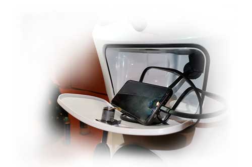 An extra convenience to store your personal things.